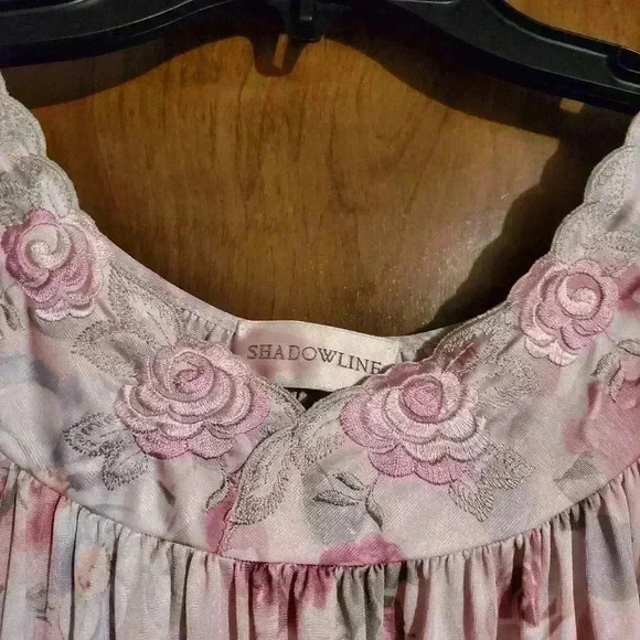 Vintage Shadowline Nightgown Floral Cap Flutter Sleeve Size Small Roses Pink - Picture 4 of 5